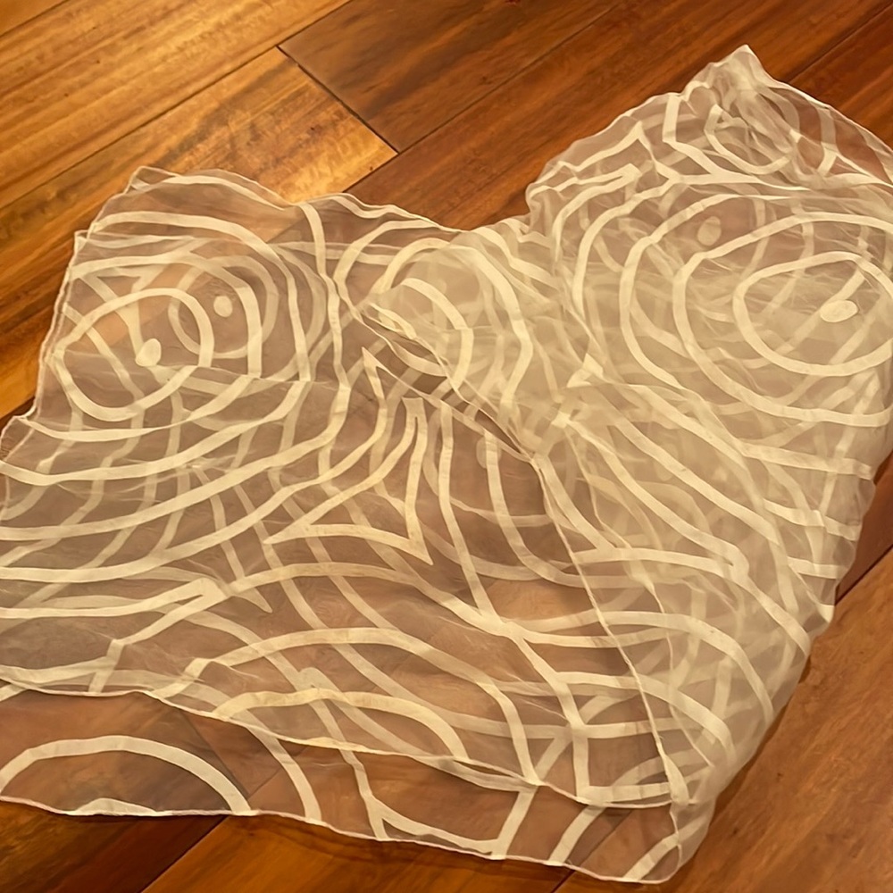 BRIDGETOWN COLLECTION SCARF NWT